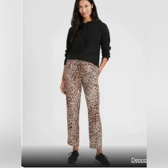 Banana Republic 100% viscose animal print cheetah pants with bow Size Small - Picture 1 of 8
